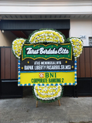 Papan Bunga Duka di Raja
